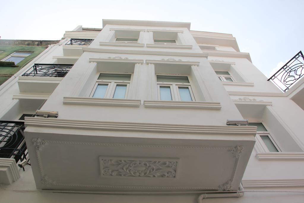 The White Swan Suites Beyoglu Istanbul Room photo